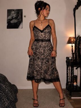 Sho Tadashi Shoji Y2K Style Lace Trim Slip Midi Dress Black Nude Homecoming Hoco